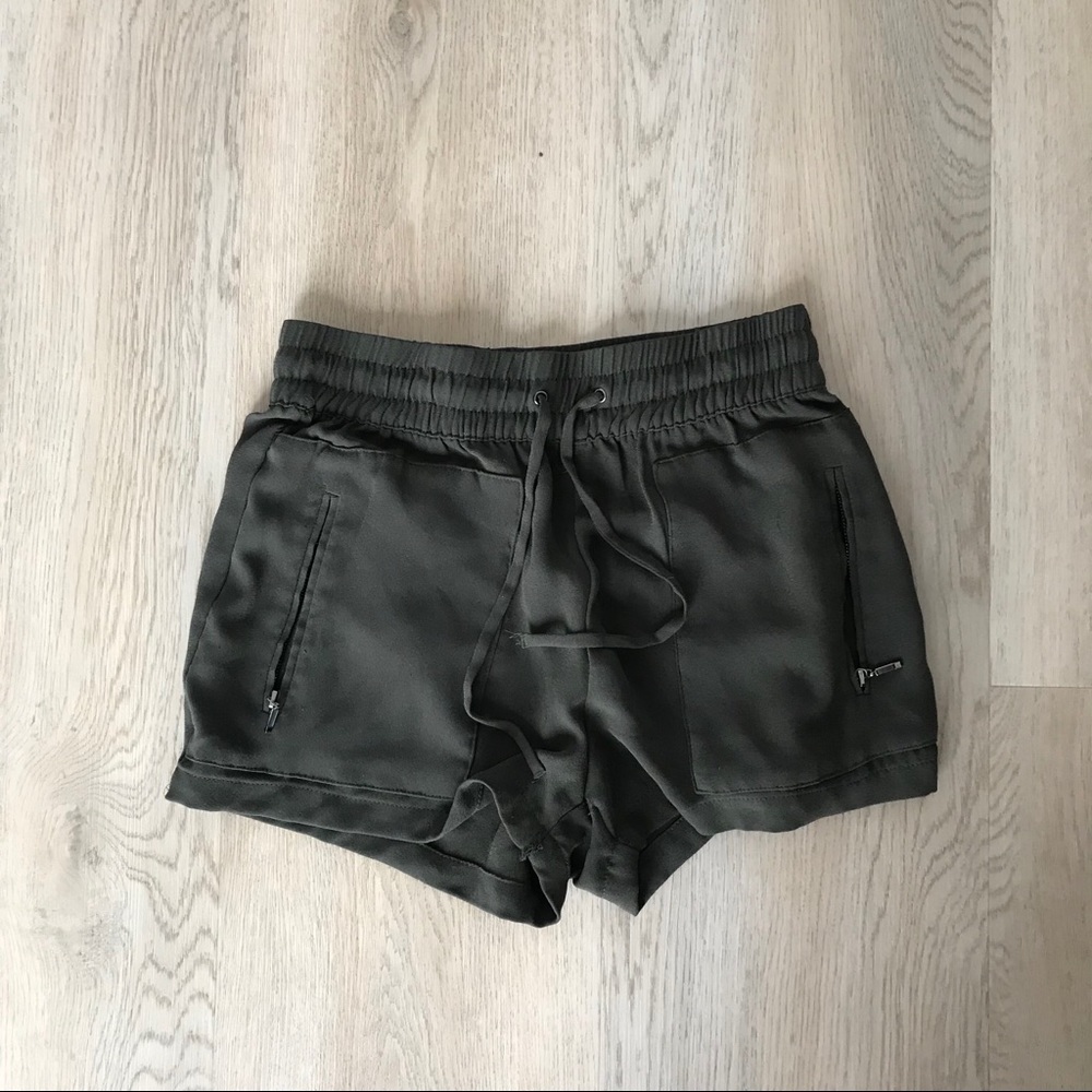 Dress shorts